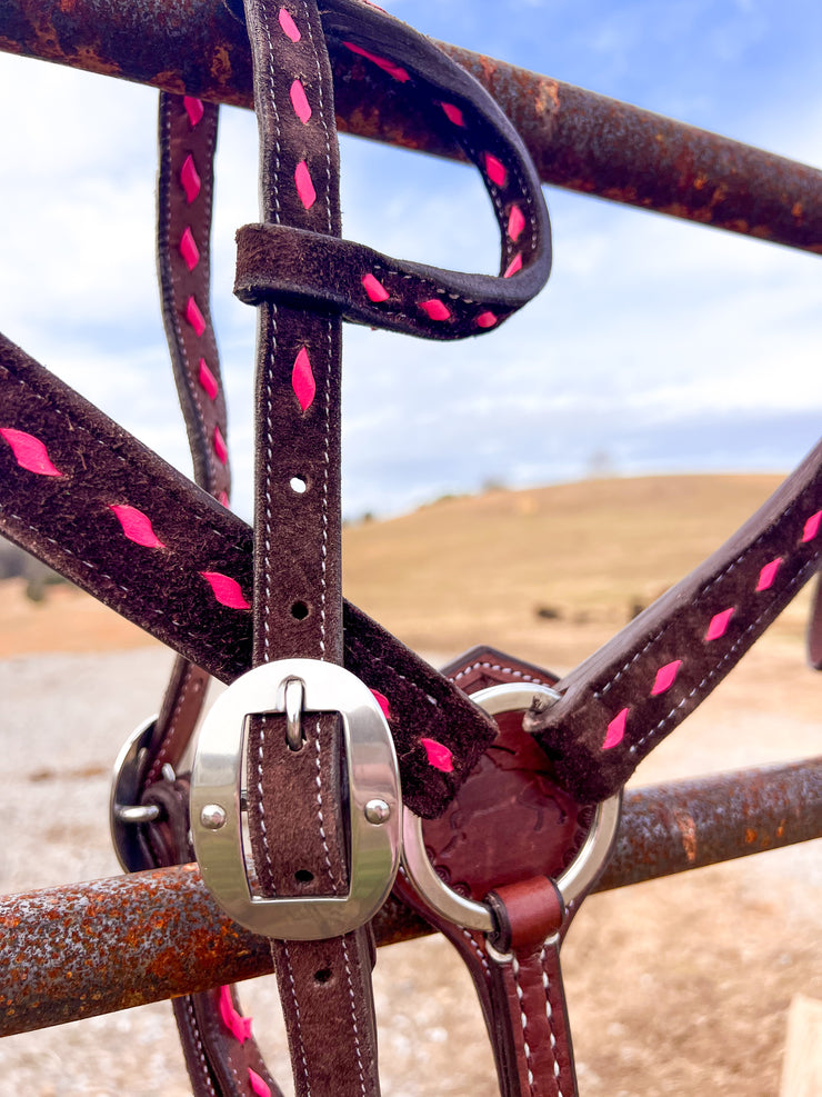 BuckStitch Betty Tack Set Pink/Chocolate